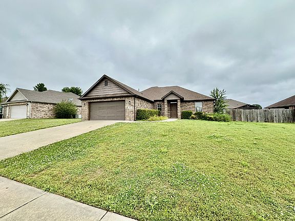 2nd image of 441 Sorrento Dr
