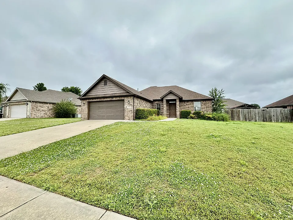 441 Sorrento Dr