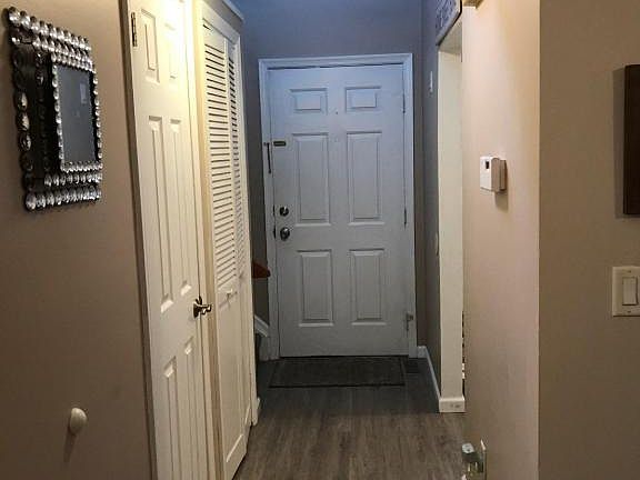 5th image of 1104 Arlington Dr