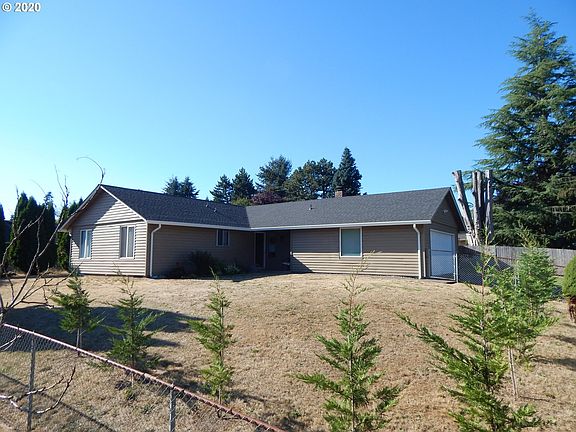 2nd image of 13812 NE 40th St