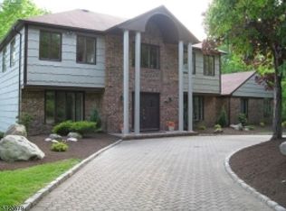 175 Brooklake Rd, Florham Park, NJ 07932