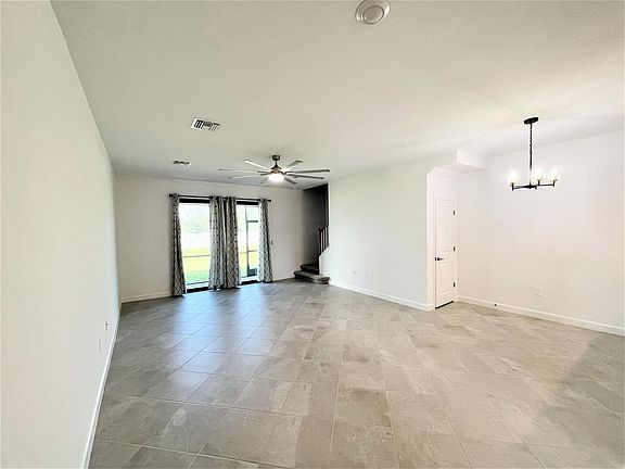 3rd image of 14243 Pine Lodge Ln