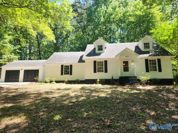 2920 W Chapel Hill Rd SW, Decatur, AL 35603