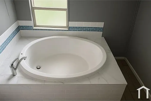 4 bed — Photo 4