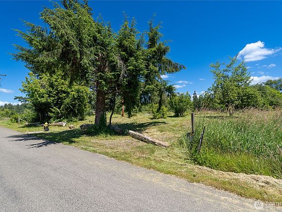 3rd image of 15817 91st Avenue NE