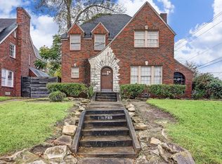 2921 Southmore Blvd, Houston, TX 77004