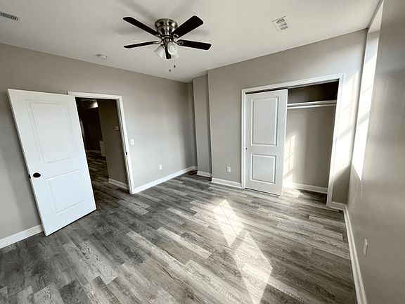 4th image of 200 E 22nd St #1