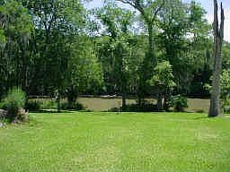 4th image of 2105 Pine Dr