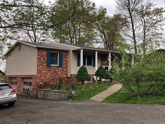 3rd image of 112 Chardonnay Dr