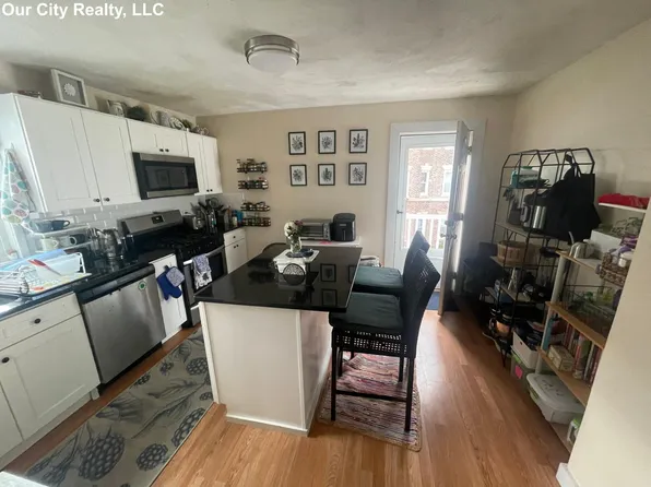 99 Norfolk St #3, Cambridge, MA 02139