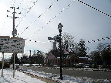 3rd image of 5900 Westfield Ave Ste 7