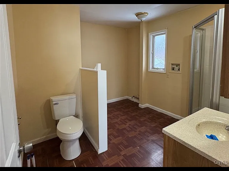 114 Josephine St — Photo 8