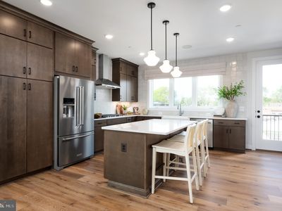 317 Calvert Ave, Alexandria, VA, 22301