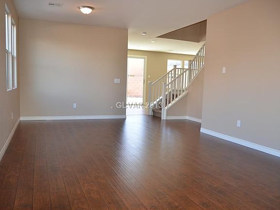 2nd image of 6556 Cedar Waxwing St