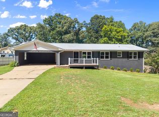 5850 Norton Cir, Flowery Branch, GA 30542