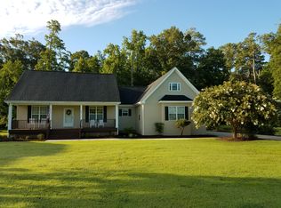 103 Gaston Dr, Elizabeth City, NC 27909