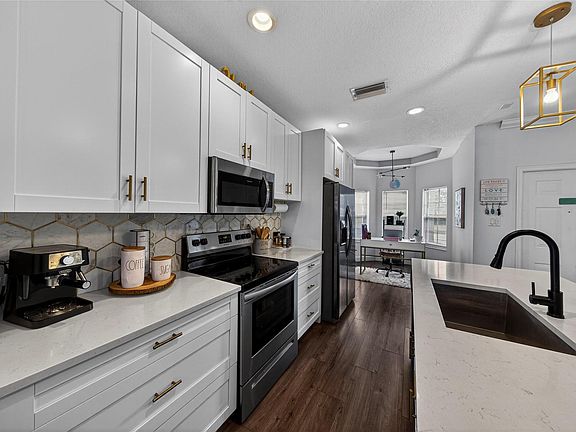 4th image of 6435 Egret Terrace