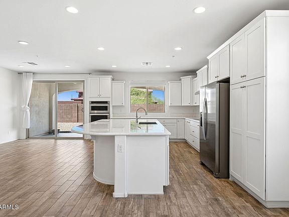 3rd image of 5626 S INEZ Court