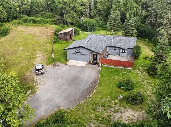 51926 Ellen St, Kenai, AK 99611