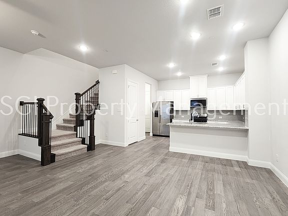 5th image of 1523 Windermere Way