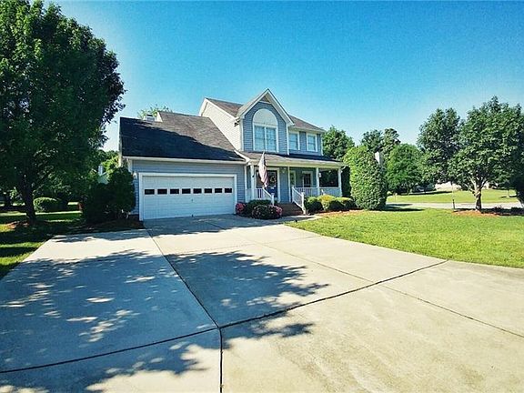 3rd image of 6329 Stonewick Dr