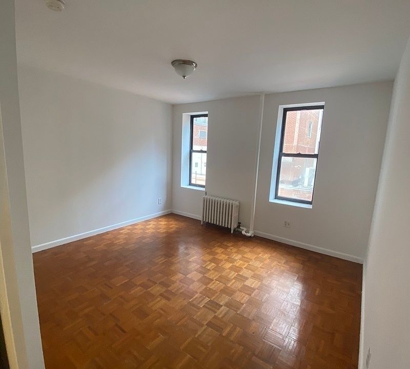 1st image of 203 E 27th St #35B