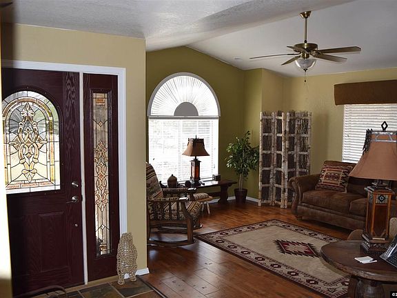 4th image of 637 Clydesdale Ct