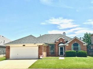 5720 Trinity Ln, Fort Worth, TX 76137