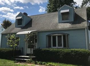 34 Georgetown St, Springfield, MA 01104