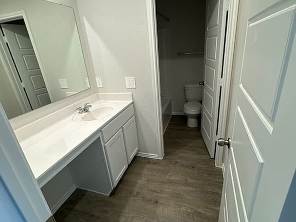 5th image of 2040 Palmer Pl