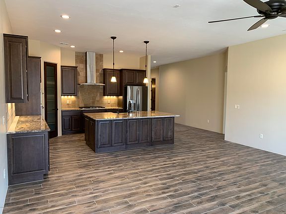 4th image of 4685 N Banyan Ct