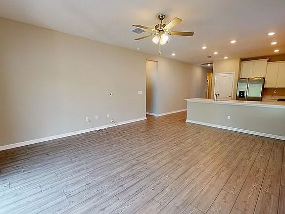 4th image of 65 Brybar Dr