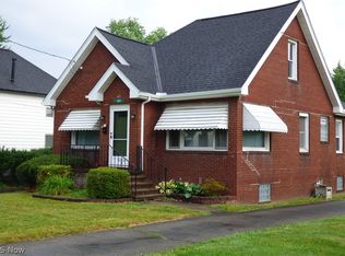 1921 Robbins Ave, Niles, OH 44446