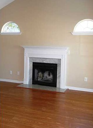 4th image of 124 Coales Branch Dr