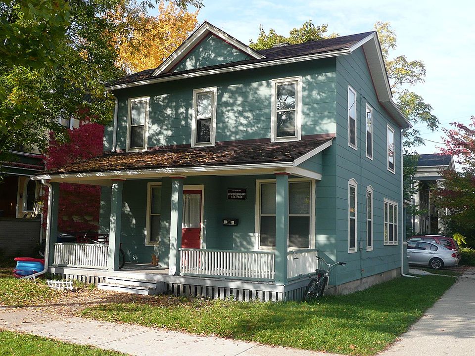 2nd image of 123 N Thayer St