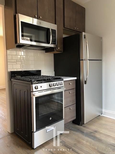 1st image of 2637 N Spaulding Ave #26432W