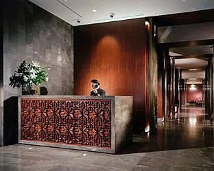 Rented by R New York