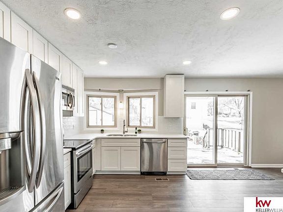 4th image of 4316 Parkview Dr
