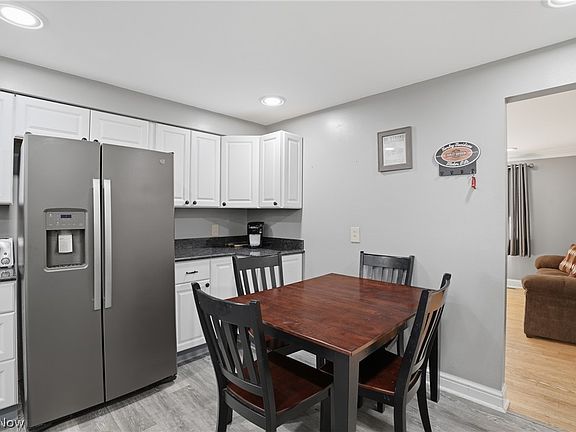 5th image of 803 Westview Dr