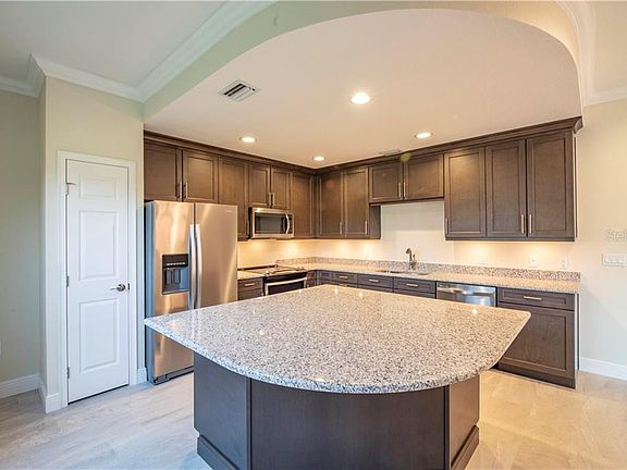 4th image of 6614 Date Palm Ave S