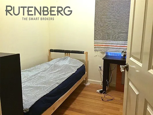 Rented by R New York | media 23