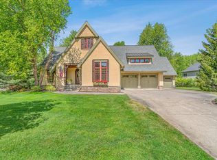 5816 Manchester Hills Dr SE, Grand Rapids, MI 49546