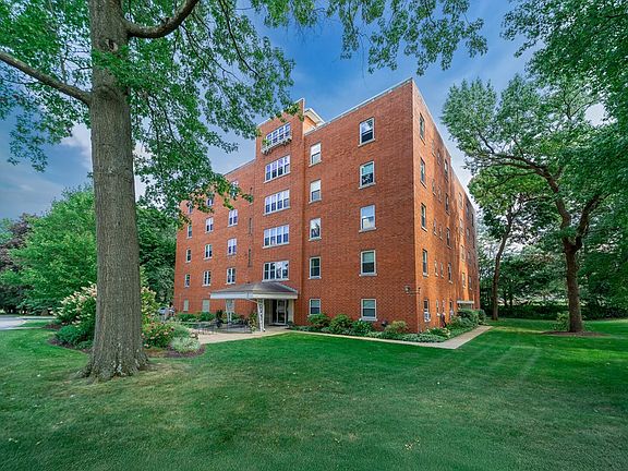 2nd image of 545 Stewart Ln APT 102