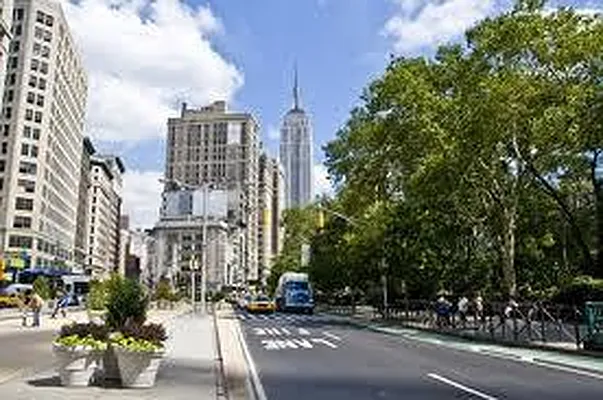 Rented by Metropolitan Property Group | media 27