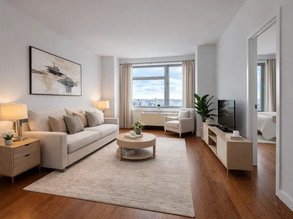 40-22 College Point Blvd, Flushing, NY