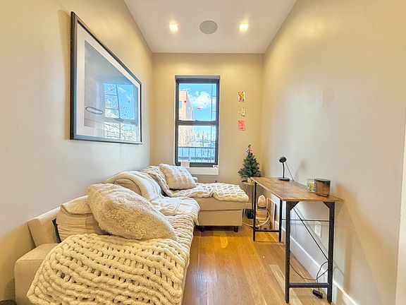 3rd image of 97 Clay St APT 3