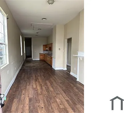 3 bed, $1,450 — Photo 2