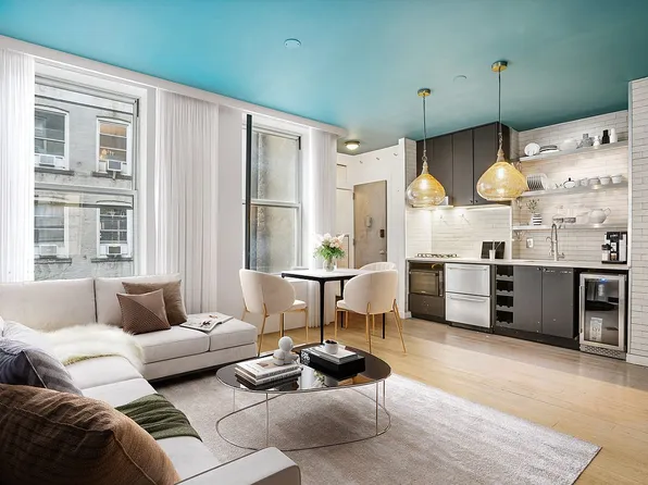 101 Thompson St APT 19, New York, NY 10012
