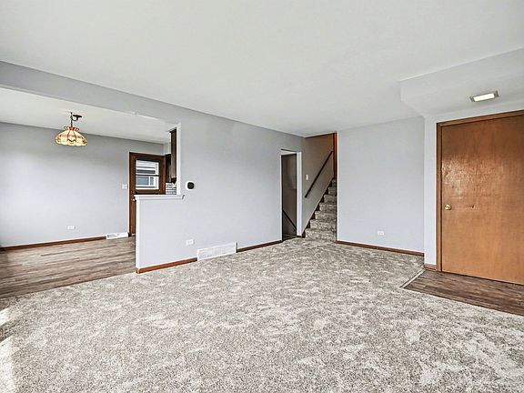 4th image of 4029 N Grant St