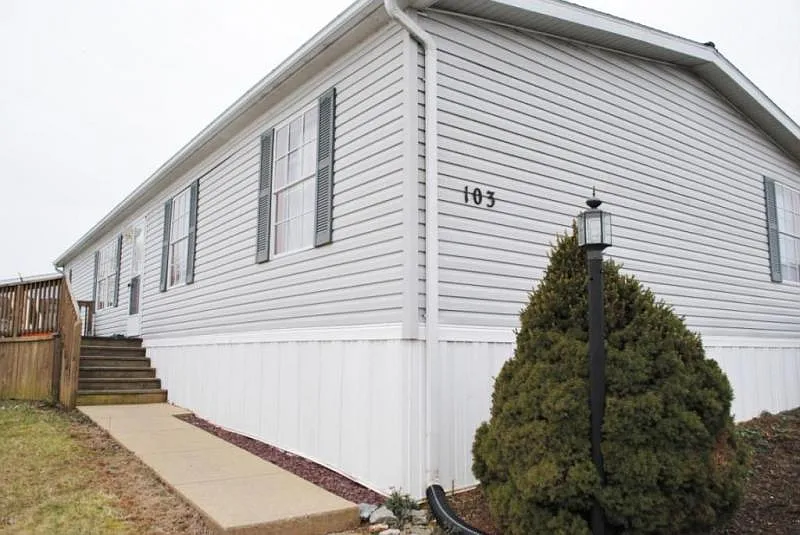 103 Clearfield Ct E photo 1